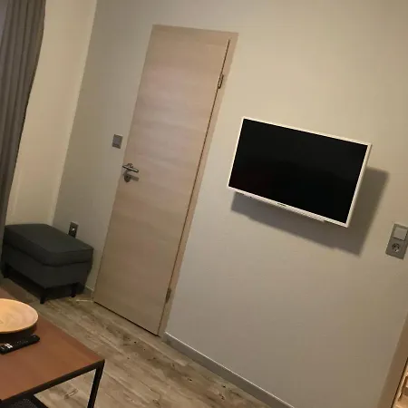 Gartenlaube דירה *